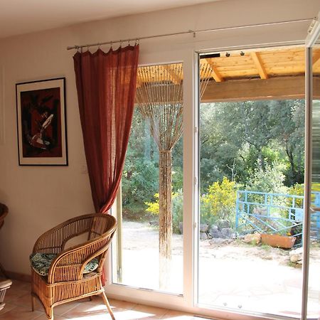 Villa A L'Est D'Uzes Saint-Siffret Zimmer foto