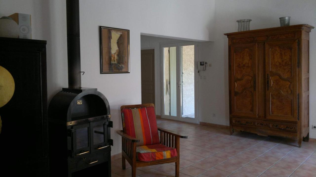 Villa A L'Est D'Uzes Saint-Siffret Zimmer foto