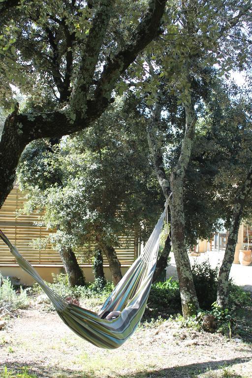 Villa A L'Est D'Uzes Saint-Siffret Exterior foto
